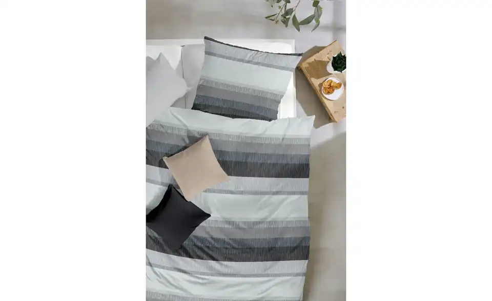 Bettwäsche-Set, in Wohnsituation