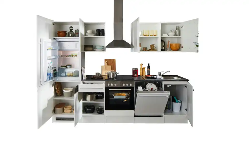 Küchenzeile mit E-Geräten, geöffnet