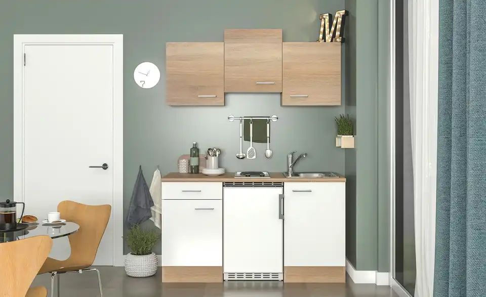 Singleblock mit Elektrogeräten Mol, in Wohnsituation