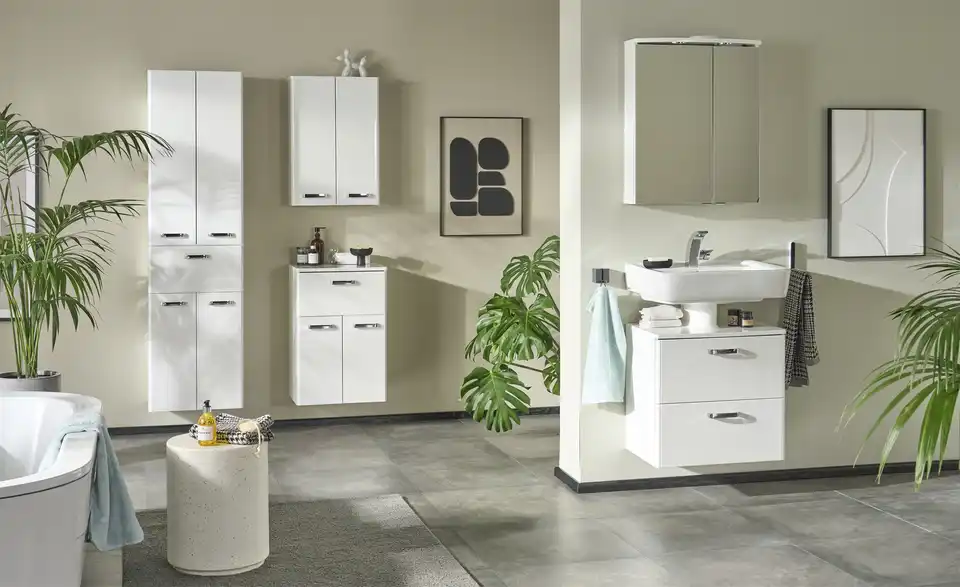 Bad-Wandschrank Lienz, in Wohnsituation