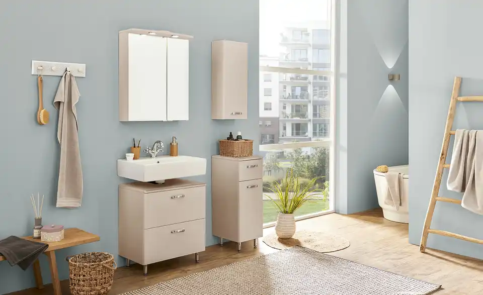 Midischrank Lienz, in Wohnsituation