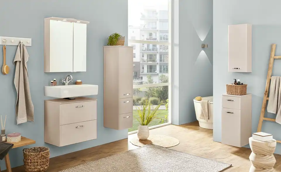 Midischrank Lienz, in Wohnsituation