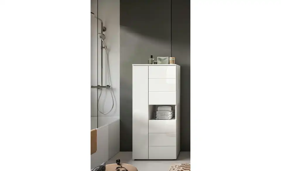 Standschrank, in Wohnsituation