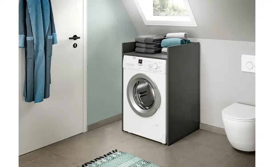 Waschmaschinenüberbau, in Wohnsituation