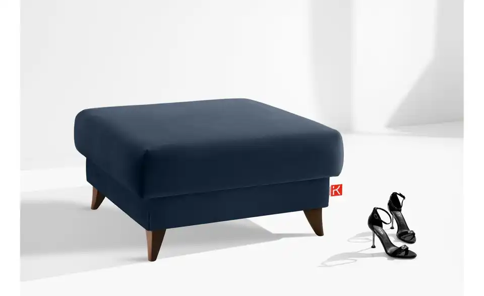 KONSIMO Hocker, in Wohnsituation