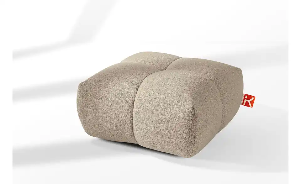 KONSIMO Hocker, in Wohnsituation