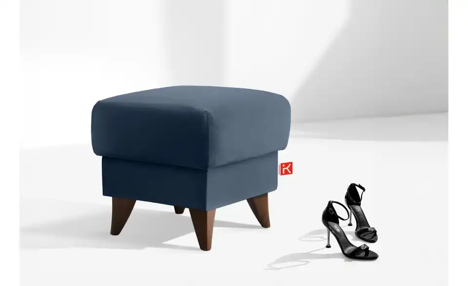 KONSIMO Hocker, in Wohnsituation