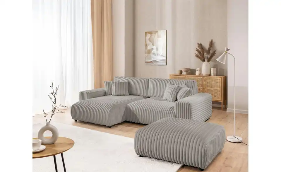 Ecksofa, in Wohnsituation