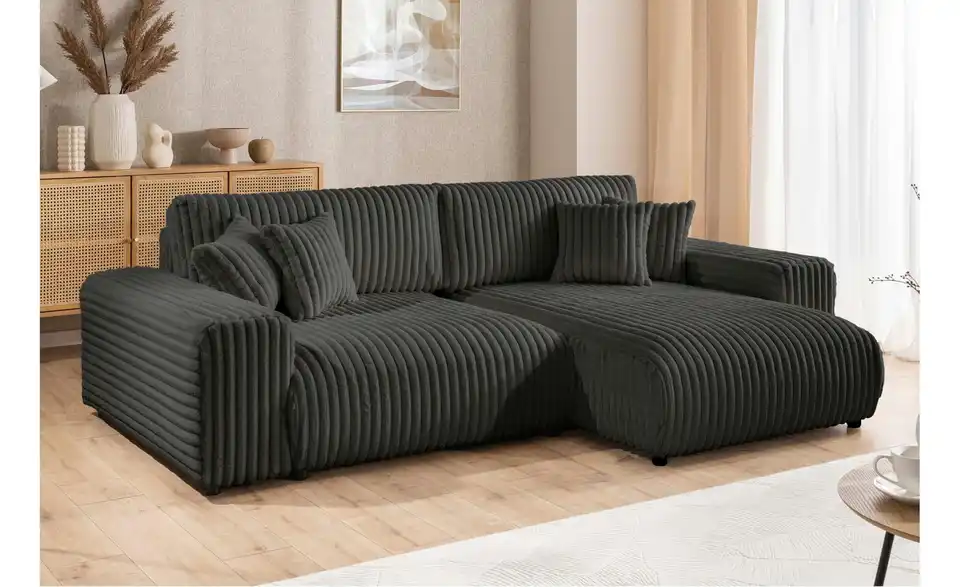 Ecksofa, in Wohnsituation