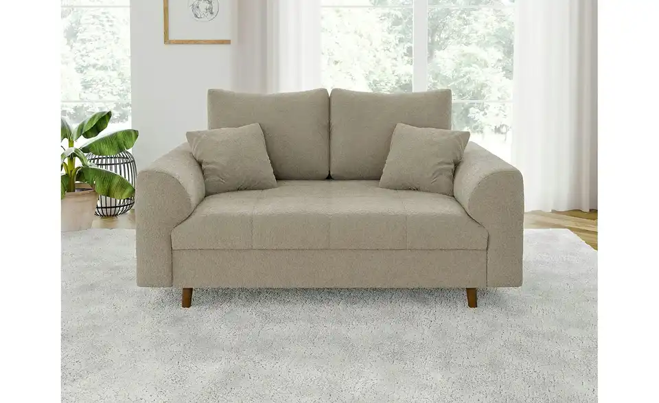 Polstergarnitur 2+1, in Wohnsituation