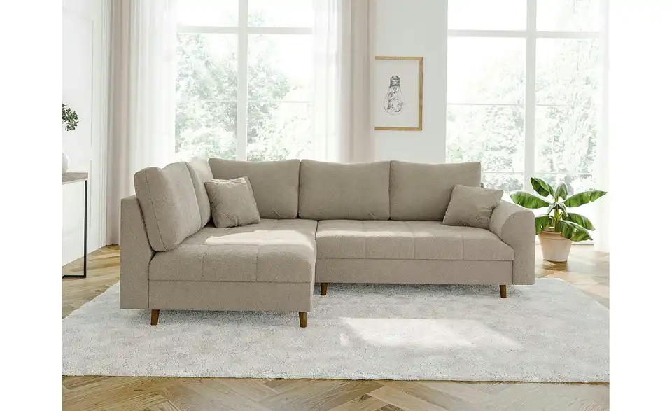 Ecksofa, in Wohnsituation