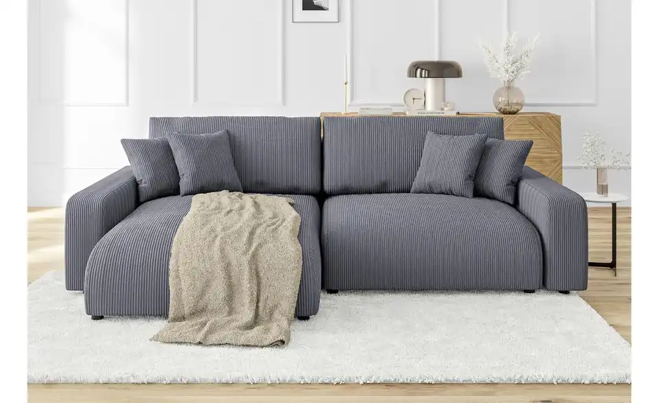 Ecksofa, in Wohnsituation