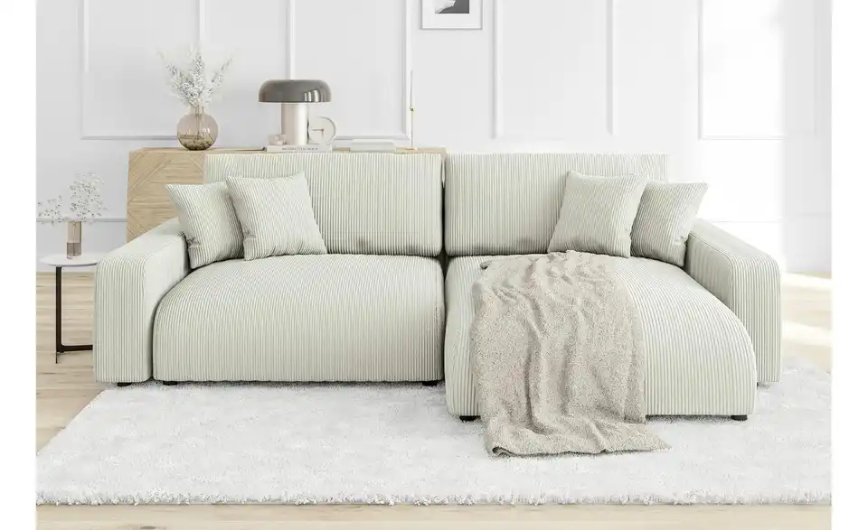 Ecksofa, in Wohnsituation