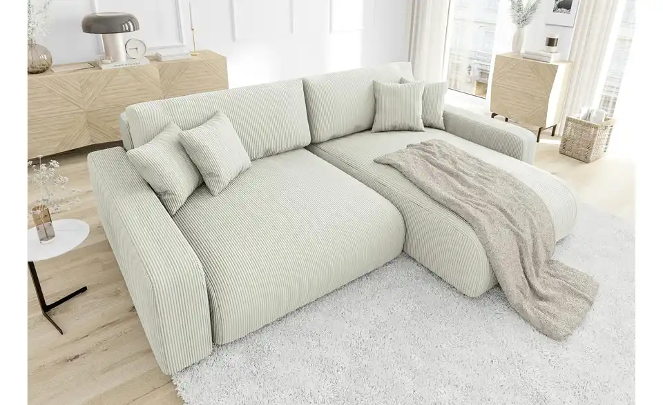 Ecksofa, in Wohnsituation