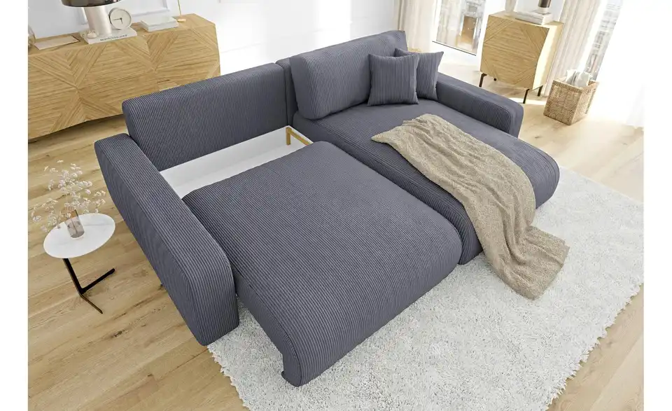 Ecksofa, in Wohnsituation