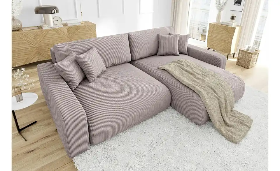 Ecksofa, in Wohnsituation