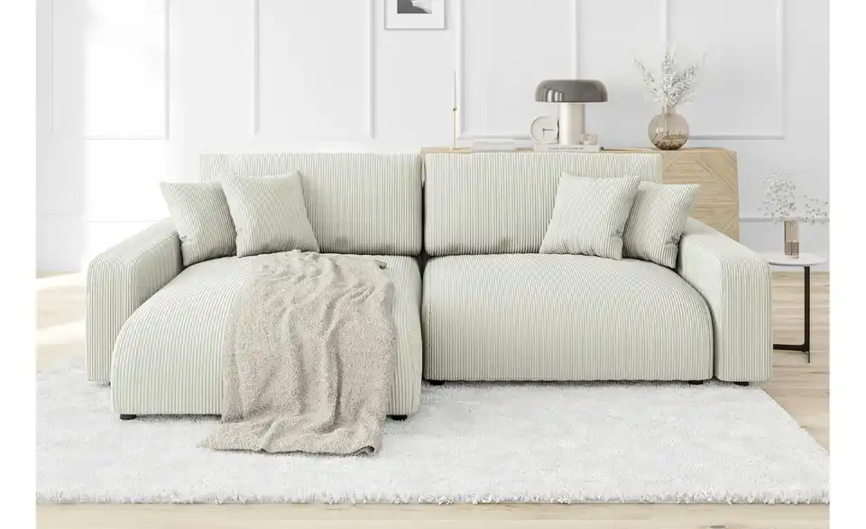 Ecksofa, in Wohnsituation