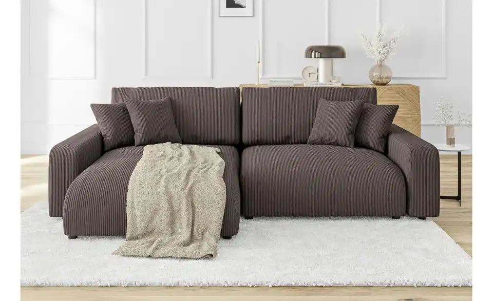 Ecksofa, in Wohnsituation